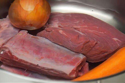 Solyanka de carne – receta clásica