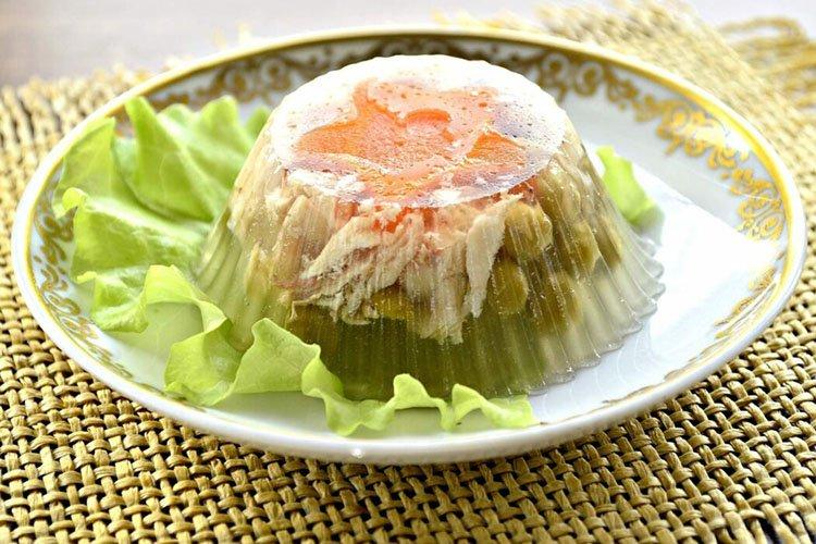 Aspic de pavo en olla de cocción lenta