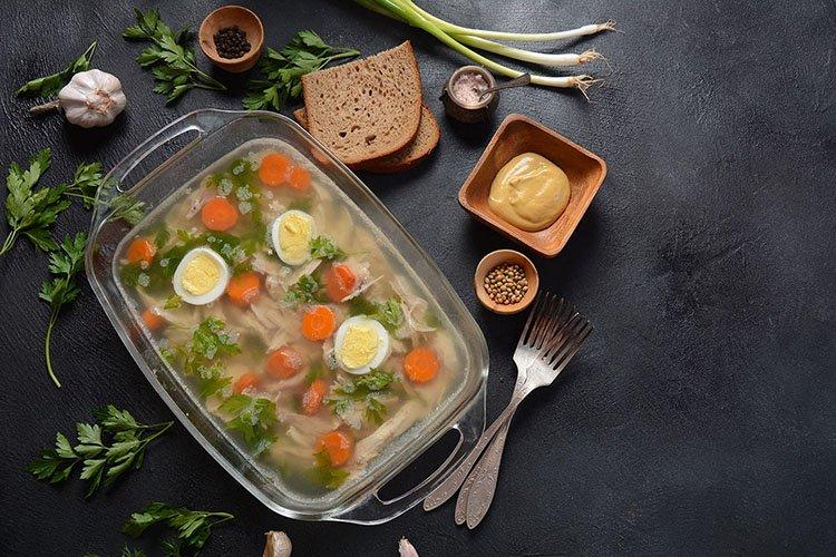 Aspic de pechuga de pavo y pollo