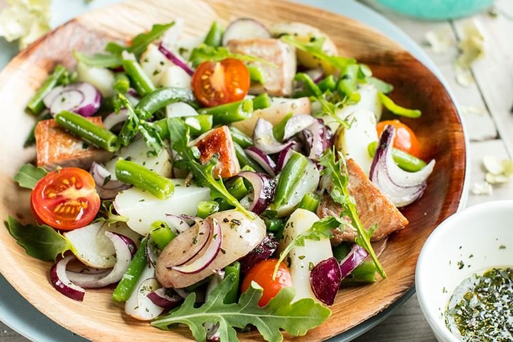Tuna and Pear Salad