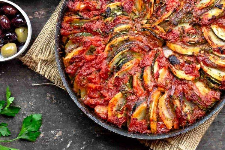 Greek Vegetable Stew with Zucchini