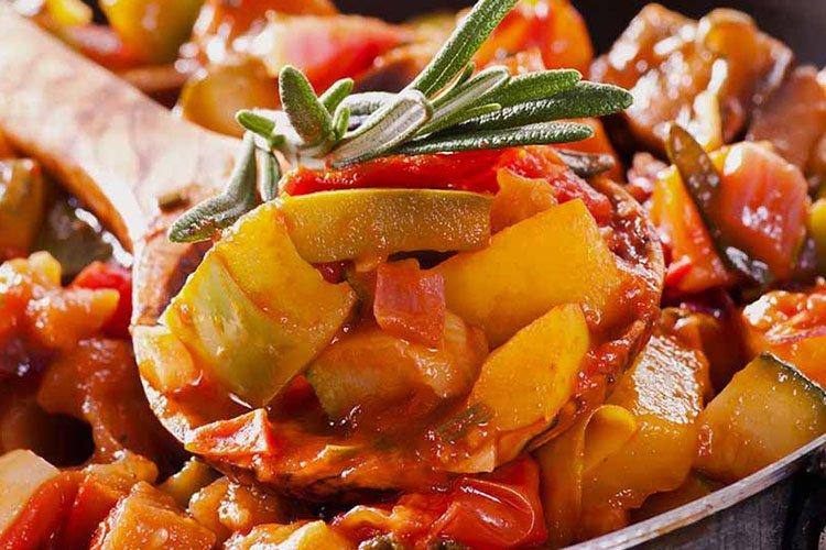 Vegetable Stew with Zucchini 