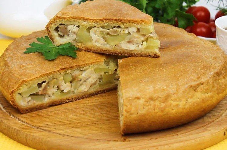 Kurnik with Chicken and Potatoes – Classic Recipe