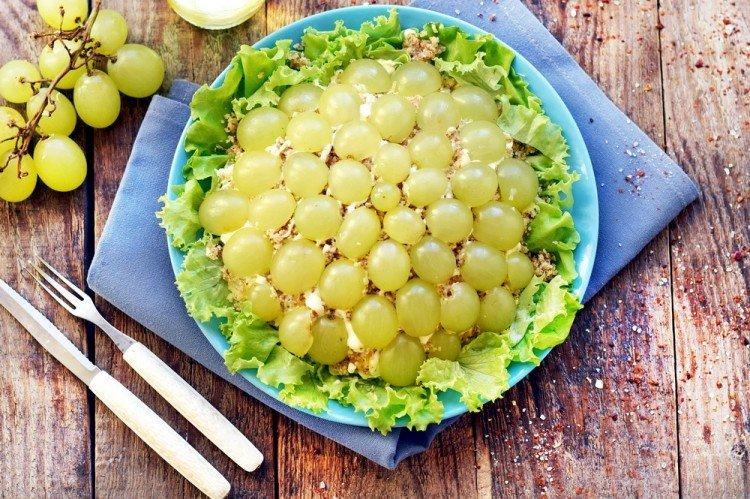 Salat mit geräuchertem Hähnchen „Tiffany“