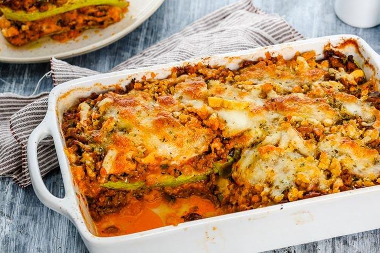Casserole with Ground Meat, Zucchini, and Mozzarella