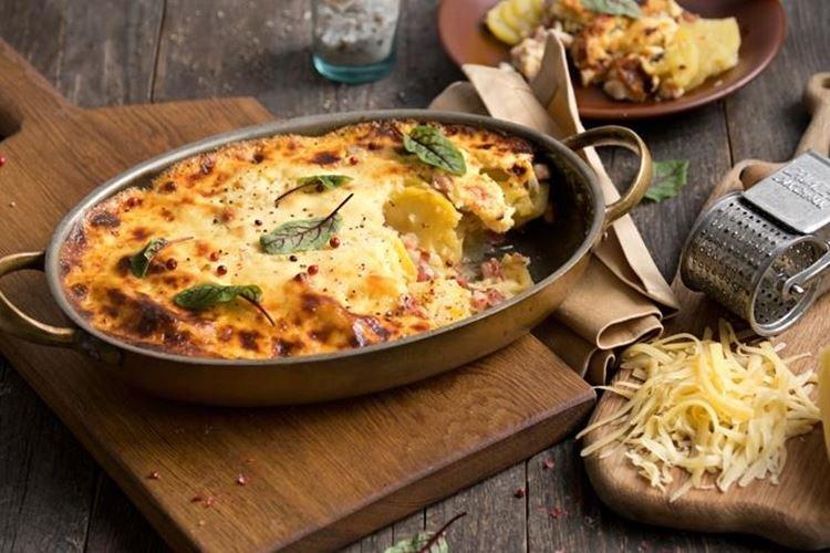 Potato Gratin with Cheese and Bacon