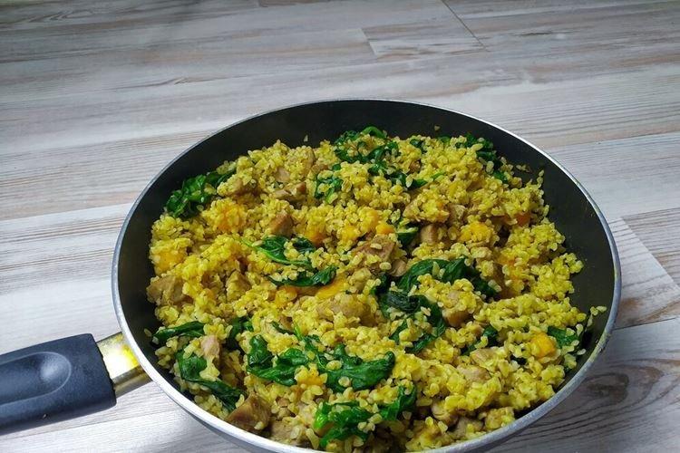 Bulgur with Beef, Pumpkin, and Spinach