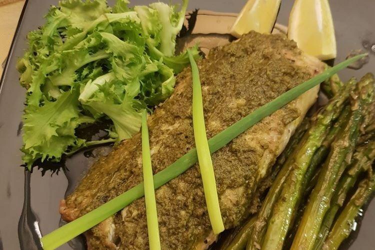 Pikeperch with Pesto Sauce