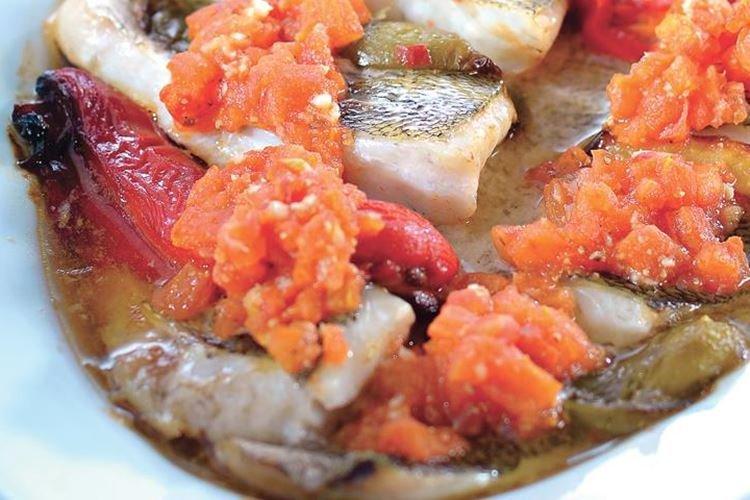 Pikeperch with Bell Pepper