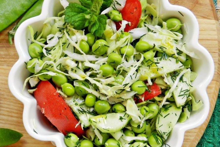 Tomato and Green Pea Salad