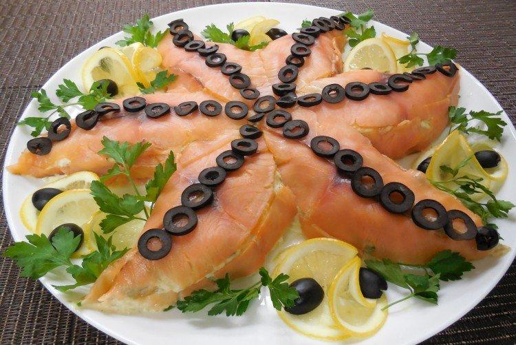 Ensalada «Estrella de Mar» con camarones y trucha