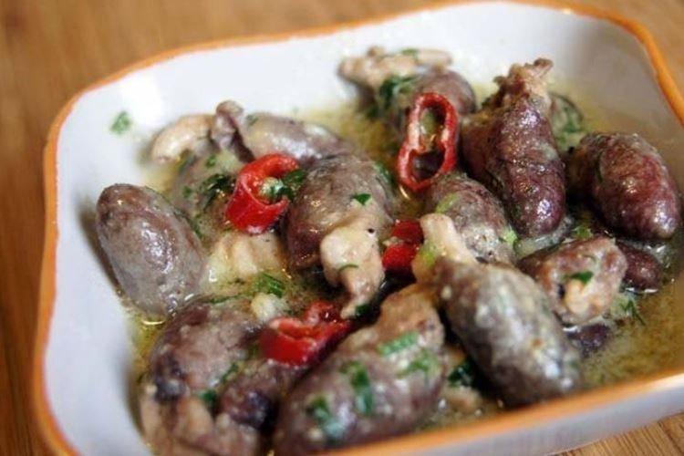 Spicy Chicken Hearts in Sour Cream