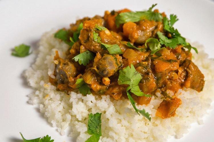 Chicken Hearts in Tomato Sauce