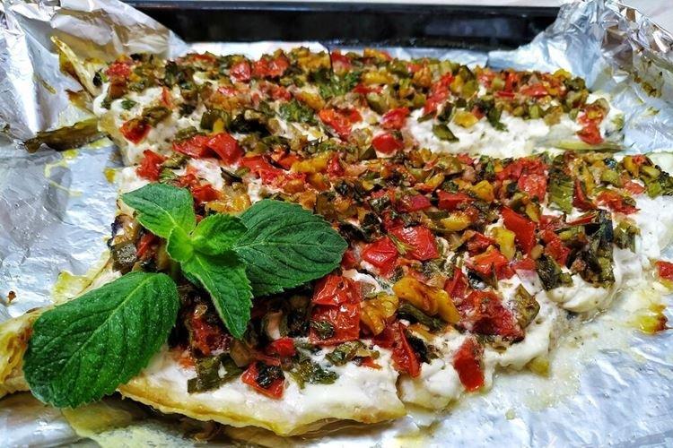 Filete de bacalao con cobertura de verduras