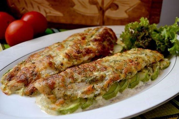 Filete de bacalao al horno con calabacín