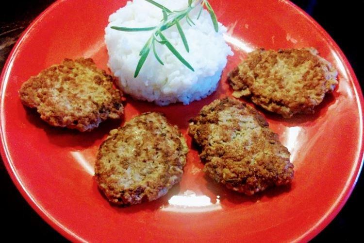 Chicken Liver Patties with Cottage Cheese