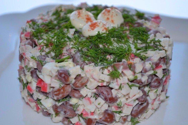 Salad with Canned Beans and Crab Sticks