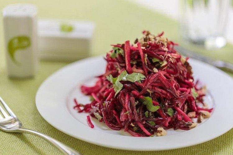 Ensalada de remolacha cruda