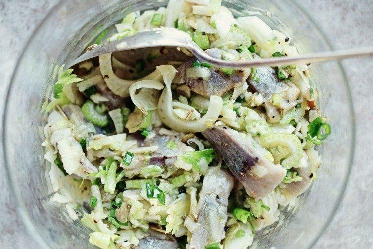 Ensalada con arroz y arenque