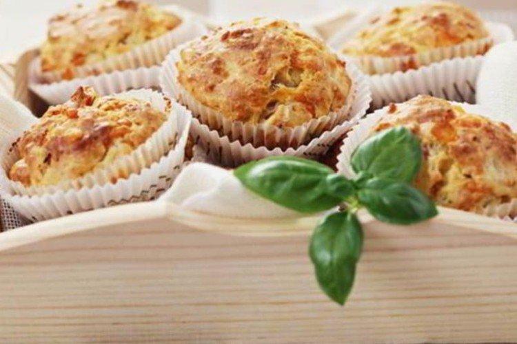 Pâté in Puff Pastry Baskets