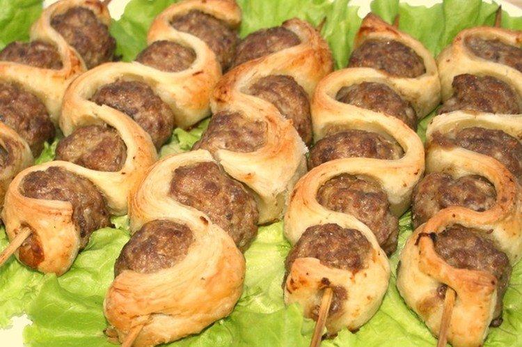 Meatballs with Puff Pastry on Skewers