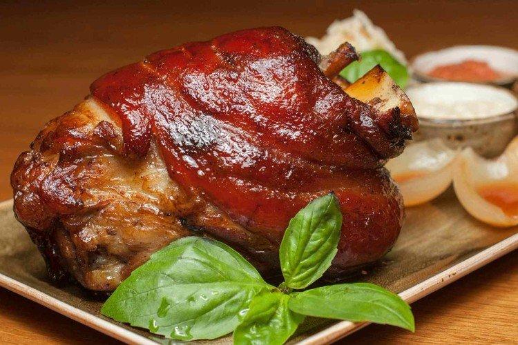 Codillo de cerdo a la cerveza