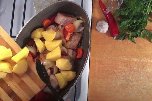Classic Pork Shurpa Recipe