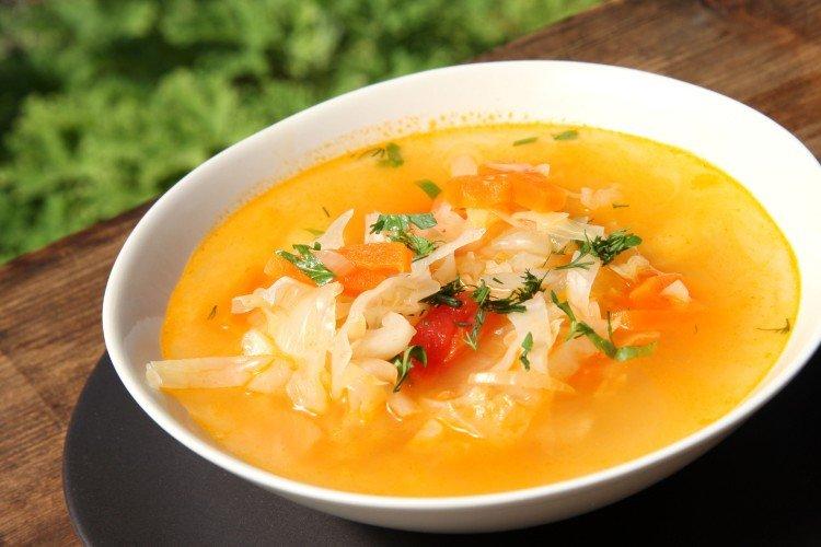 Sopa de col sencilla