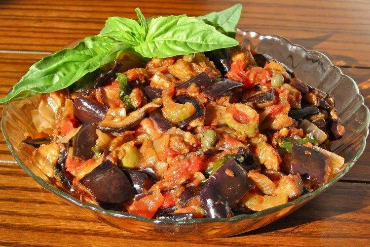 Stewed Vegetables with Nuts