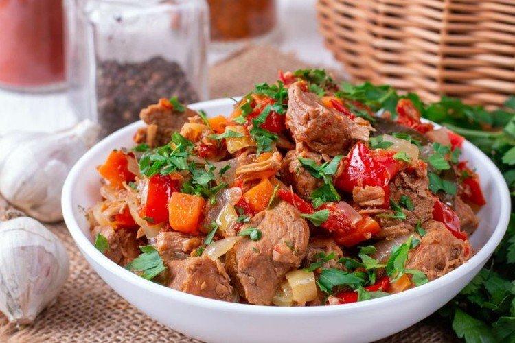 Stewed Vegetables with Meat