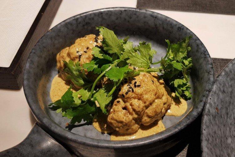 Cauliflower in Curry Sauce
