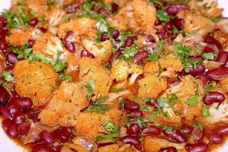Cauliflower with Beans