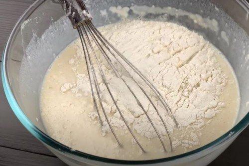 Crepes con agujeros en leche – receta clásica