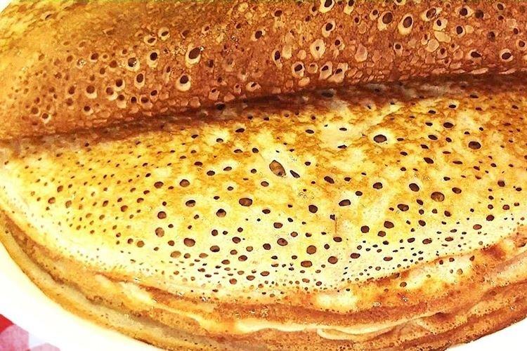 Crepes con agujeros en leche sin bicarbonato de sodio