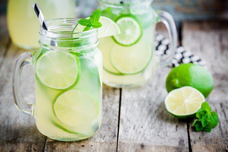 Lemonade with Lime and Condensed Milk