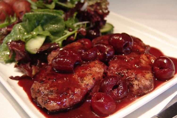 Beef with Cherries in the Oven