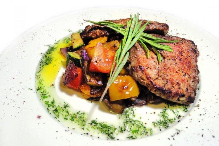 Baked Beef in Red Wine