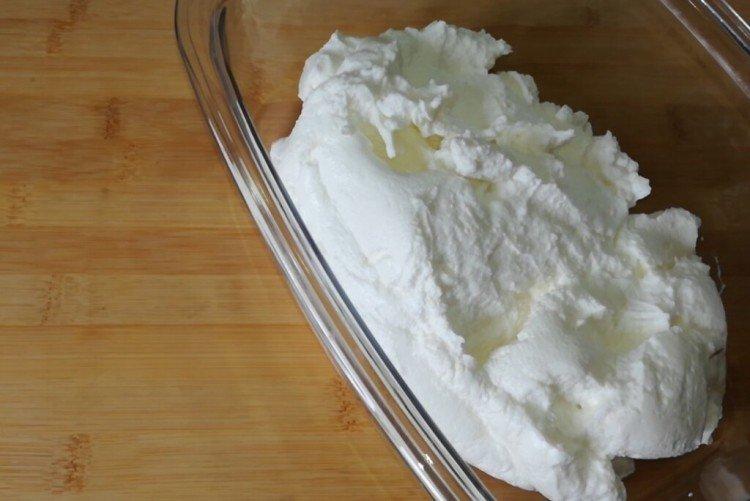 Queso fresco de crema agria
