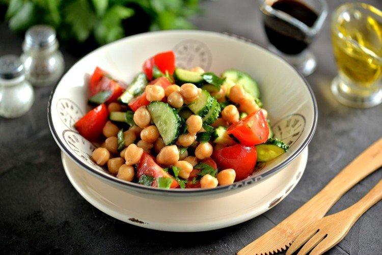 Cucumber, Tomato, and Chickpea Salad