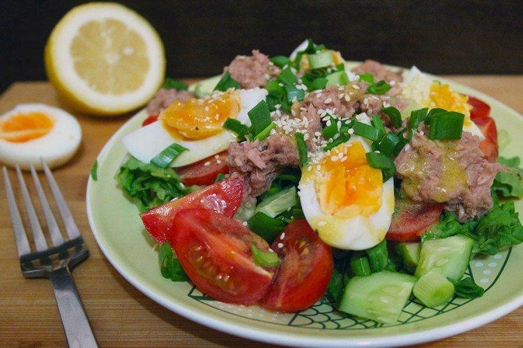 Cucumber, Tomato, and Tuna Salad