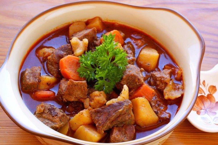 Beef Goulash with Potatoes