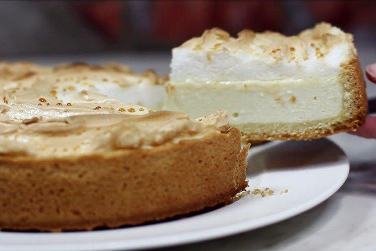 Mürbeteigkuchen mit Quark und Eiersoufflé