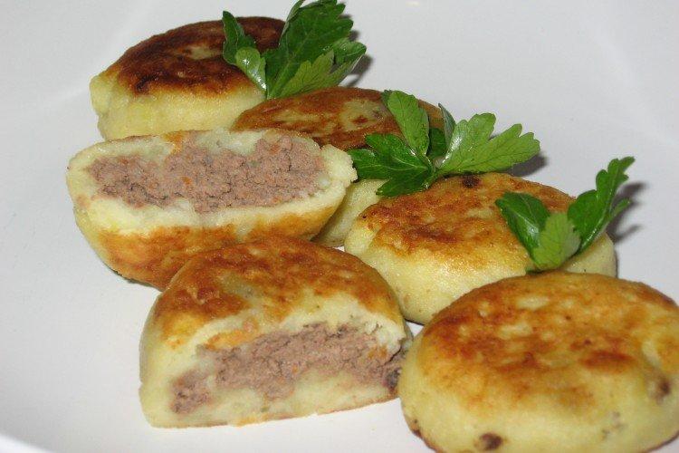 Croquetas de patata con relleno de hígado