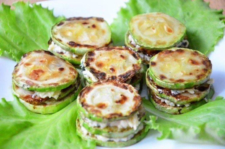 Aperitivo de calabacín con nueces