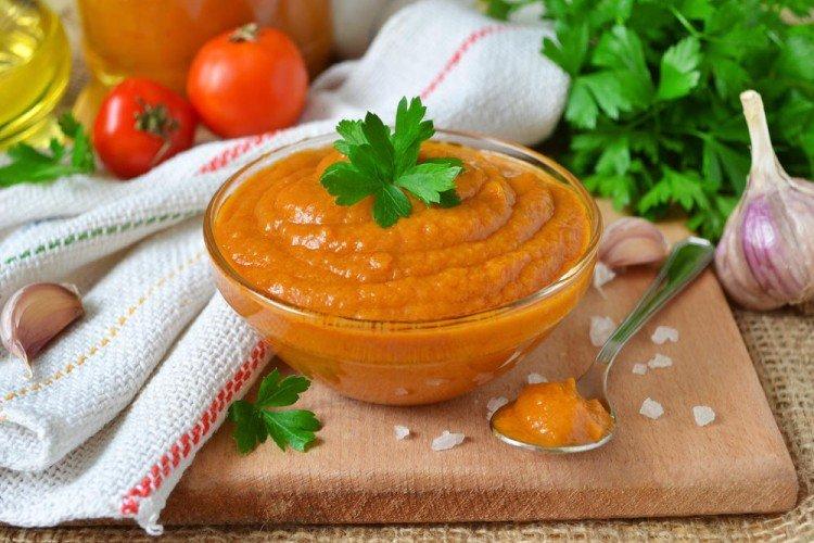 Caviar de calabacín con tomates