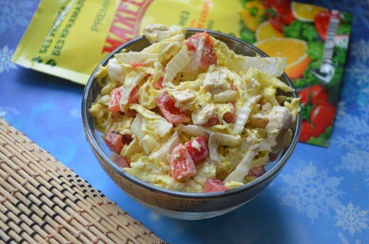 Ensalada de col china y pollo