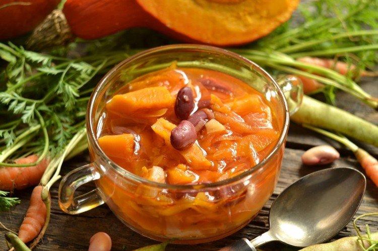 Bean Soup with Pumpkin