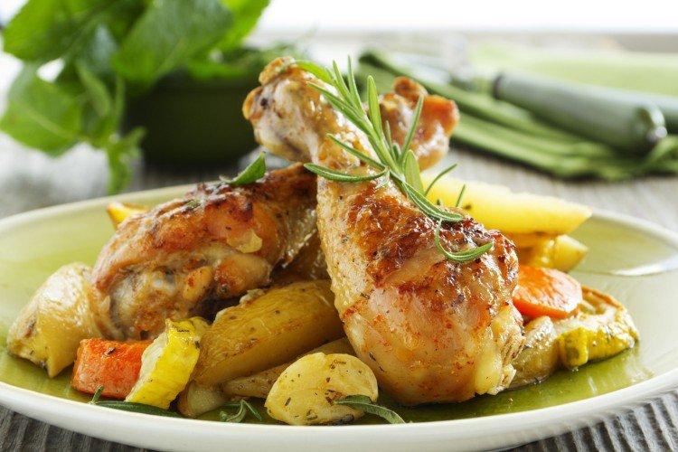 Verduras asadas con pollo