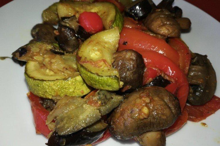 Verduras asadas con champiñones