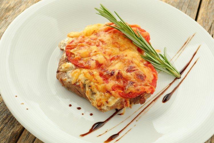 Baked Pork with Tomatoes